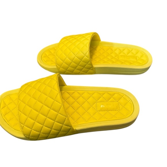 APL Lusso Slide in Bright Citrus Men’s Size 7/ Women’s 5.5 Unisex Sandal - Picture 5 of 9
